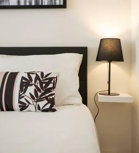 Apartament Myrentalinn - - Trastevere Arch Rzym