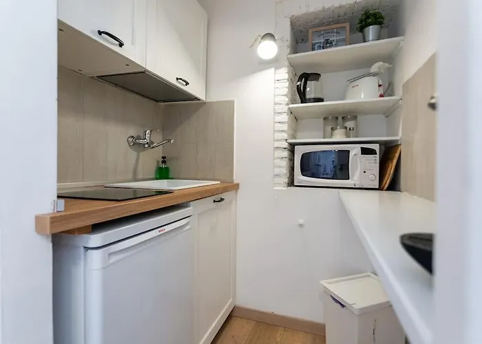 Apartament Myrentalinn - - Trastevere Arch Rzym